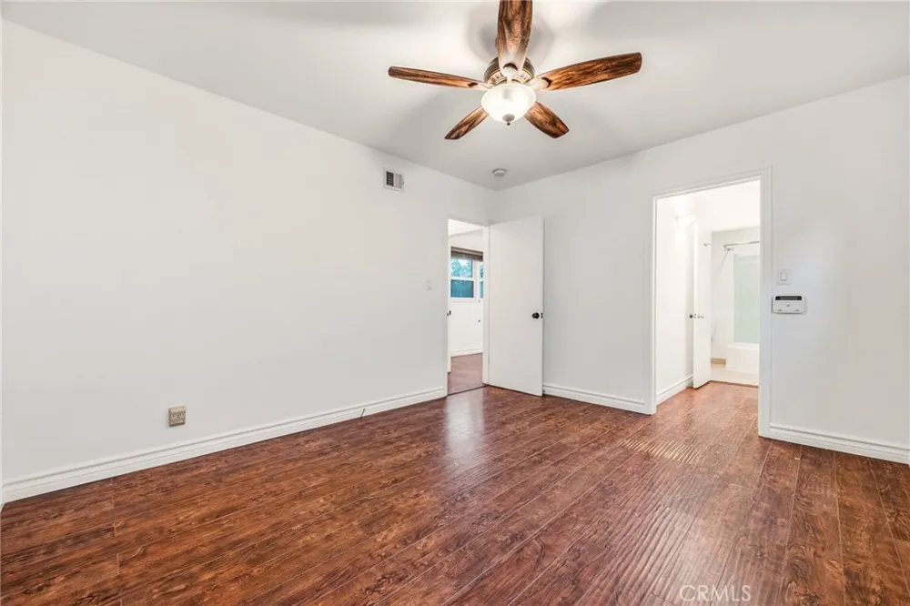 6928 Vanscoy North Hollywood, CA 91605
