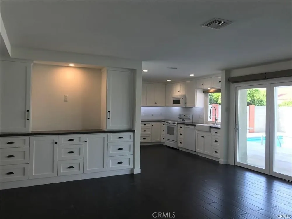 16070 Cache Street Fountain Valley, CA 92708
