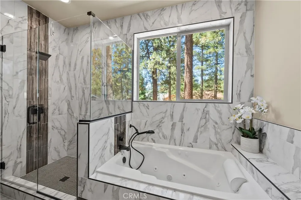 154 Mountain Lake Big Bear Lake, CA 92315