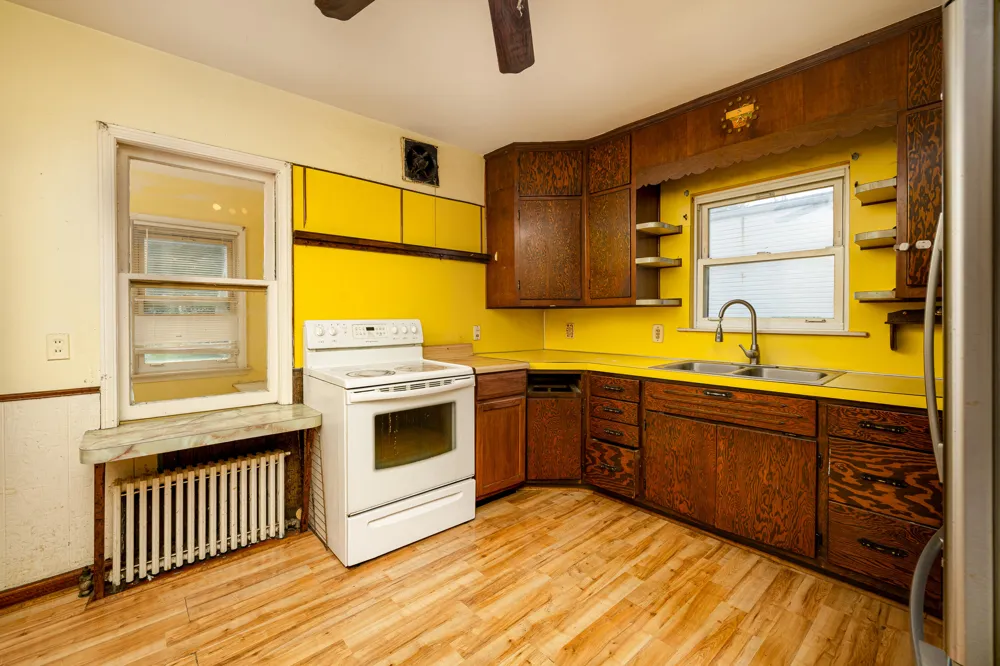 1404 Holmes Road Ypsilanti, MI 48198