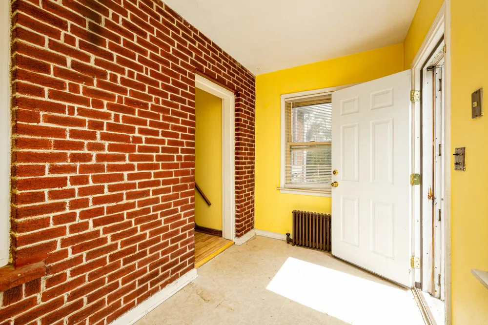 1404 Holmes Road Ypsilanti, MI 48198