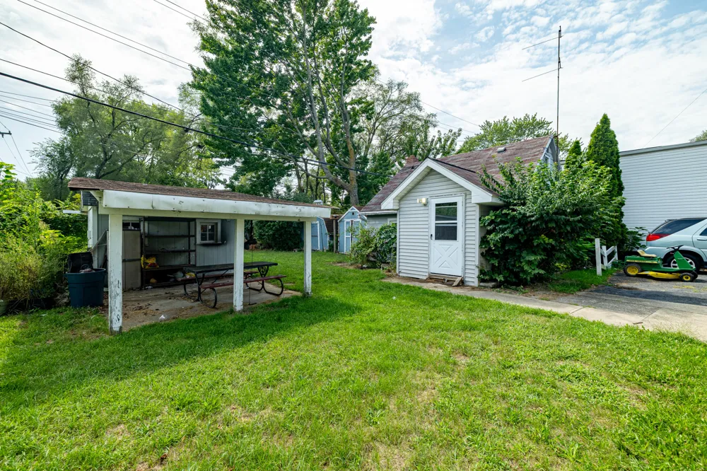 1404 Holmes Road Ypsilanti, MI 48198