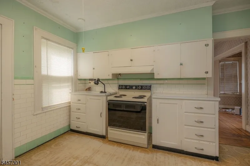 13 Liberty St Irvington, NJ 07111