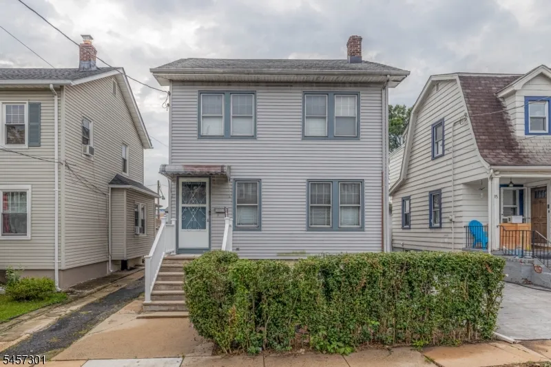 13 Liberty St Irvington, NJ 07111