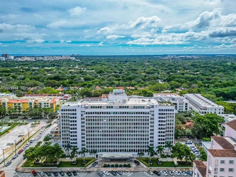 700 Biltmore Way #504 Coral Gables, FL 33134
