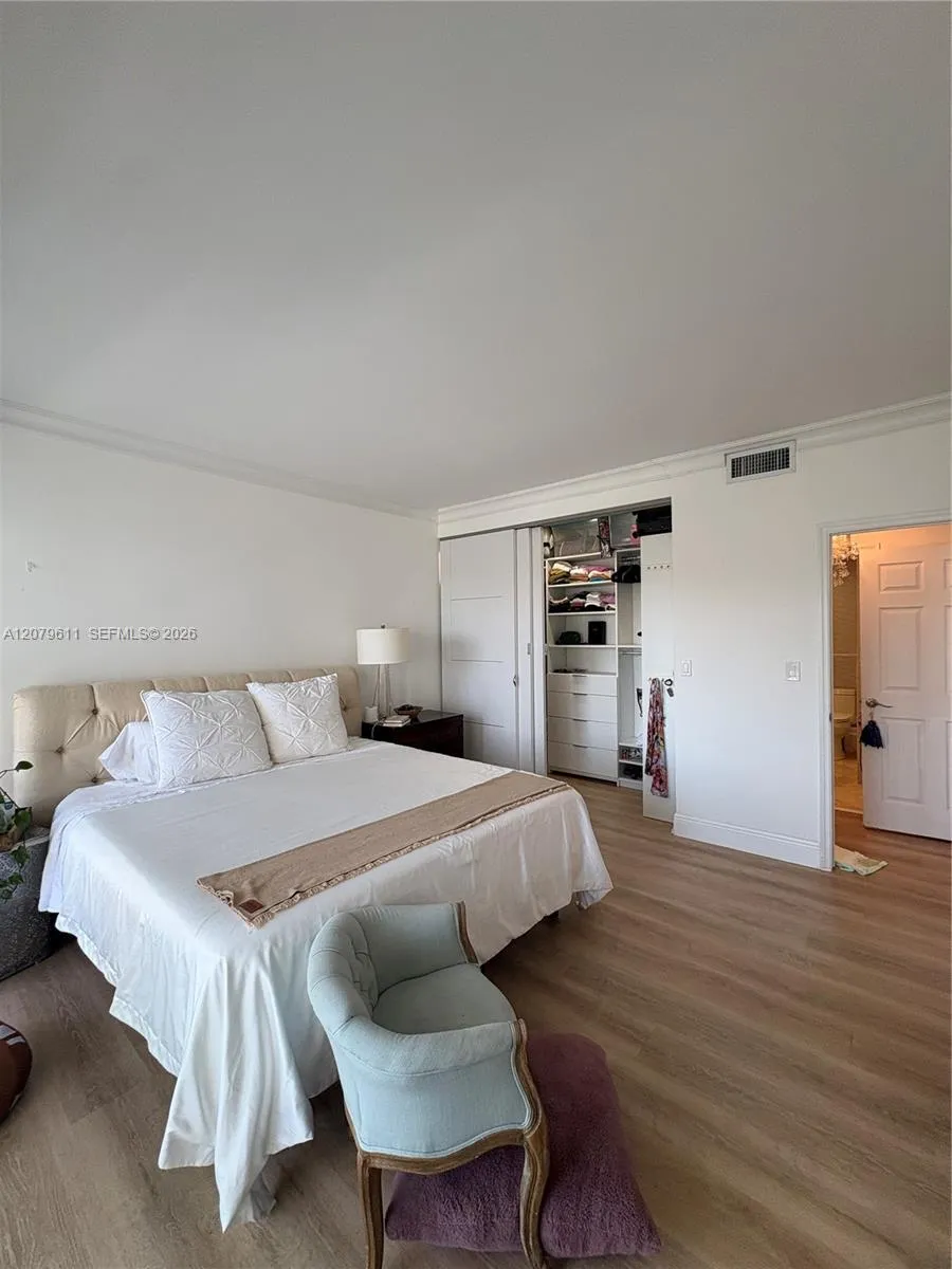 700 Biltmore Way #504 Coral Gables, FL 33134