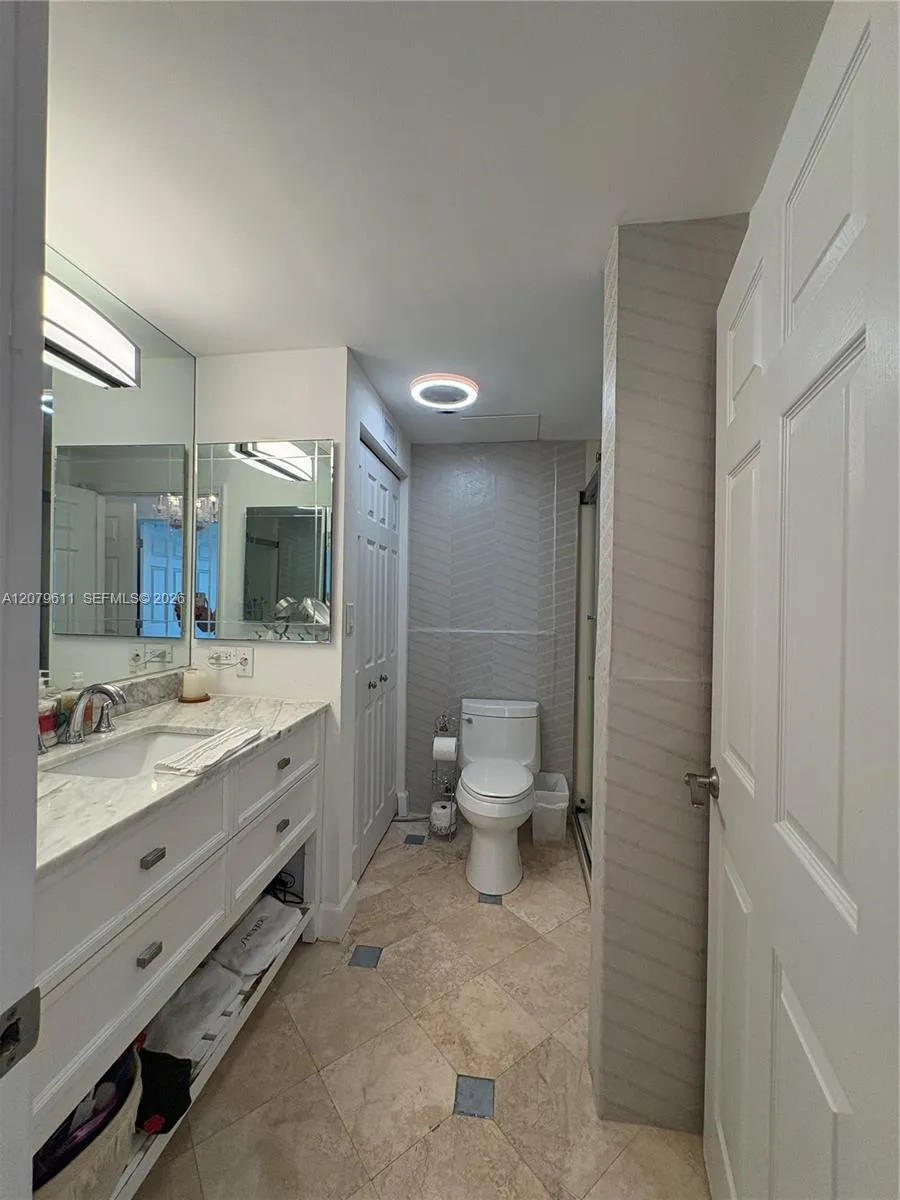 700 Biltmore Way #504 Coral Gables, FL 33134