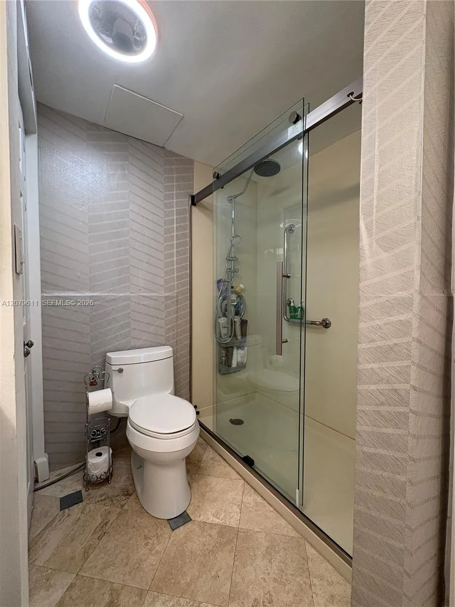 700 Biltmore Way #504 Coral Gables, FL 33134