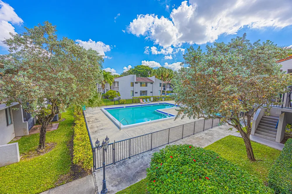 9541 SW 1ST COURT #9541 Coral Springs, FL 33071