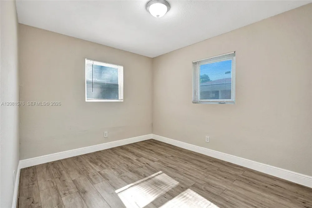 429 NW 9th Ave #1 Fort Lauderdale, FL 33311
