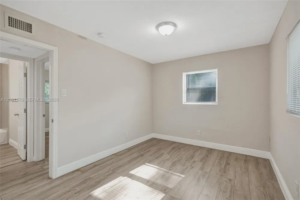 429 NW 9th Ave #1 Fort Lauderdale, FL 33311
