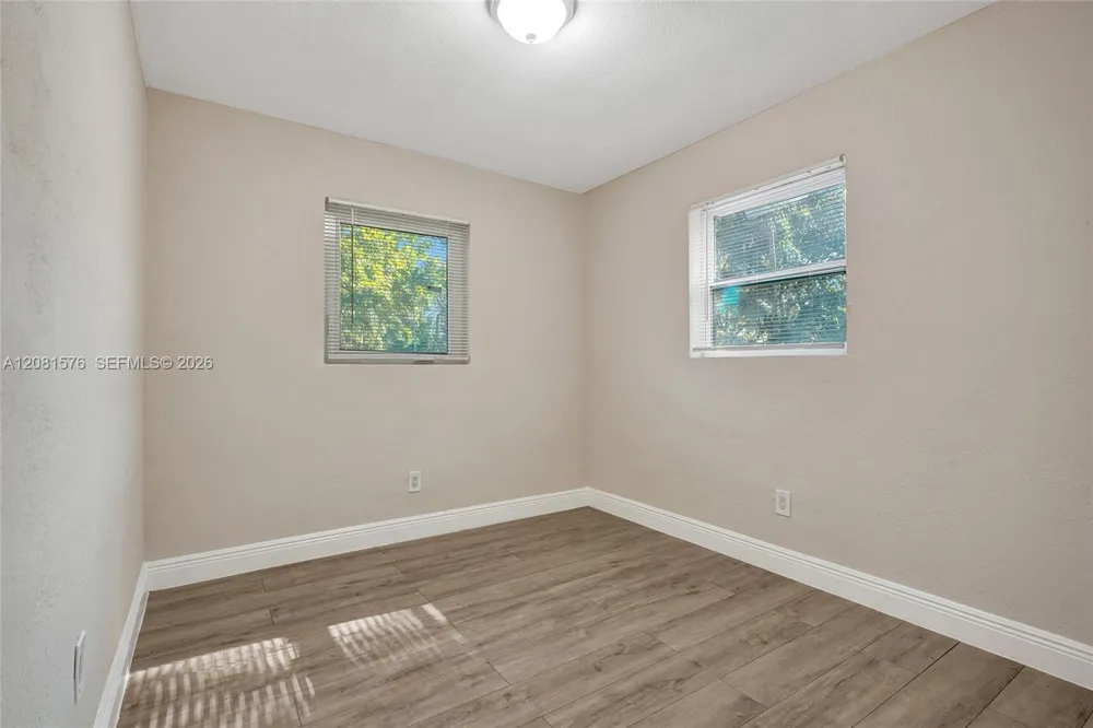 429 NW 9th Ave #1 Fort Lauderdale, FL 33311