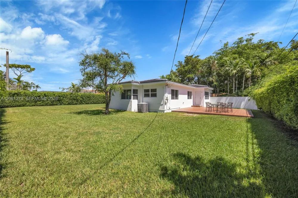1540 Sarria Ave Coral Gables, FL 33146