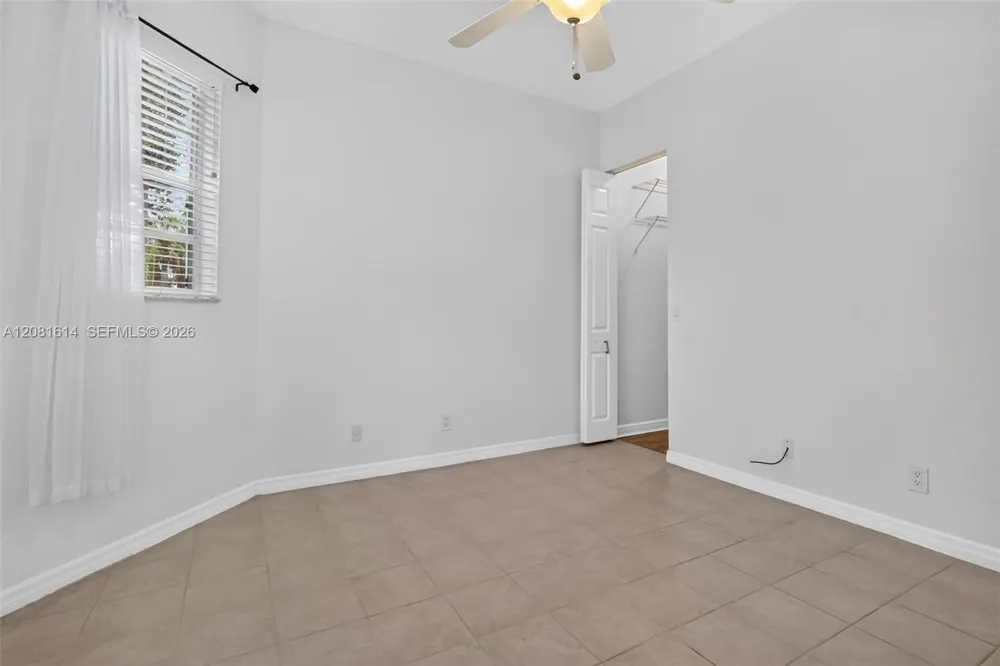 5659 Via De La Plata Cir Delray Beach, FL 33484