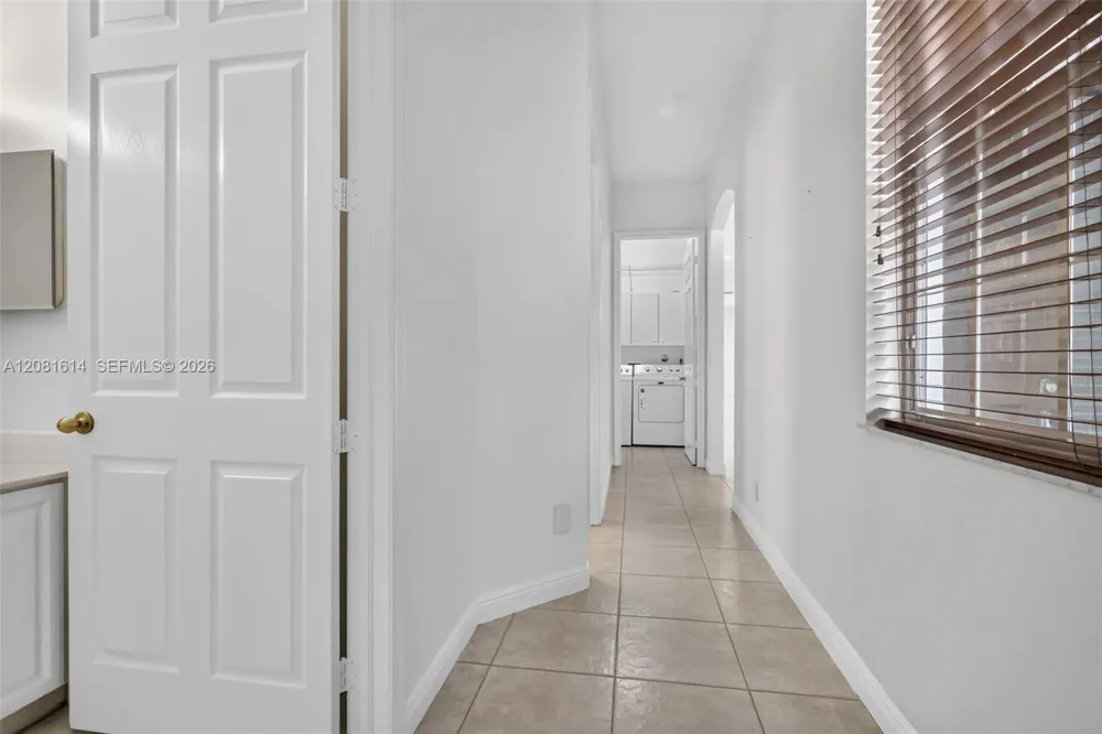 5659 Via De La Plata Cir Delray Beach, FL 33484