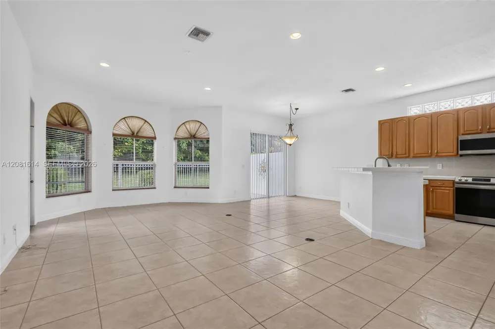 5659 Via De La Plata Cir Delray Beach, FL 33484
