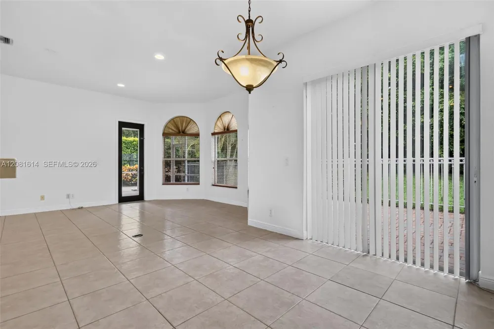 5659 Via De La Plata Cir Delray Beach, FL 33484