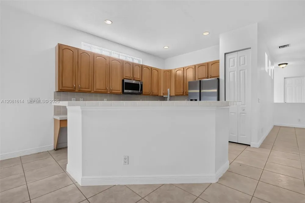 5659 Via De La Plata Cir Delray Beach, FL 33484