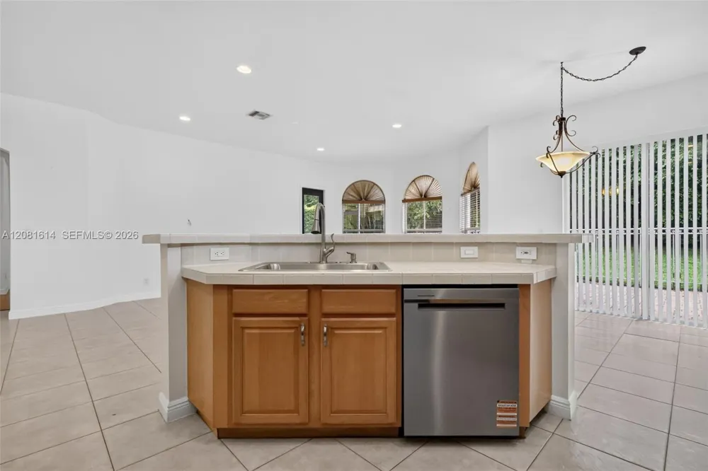 5659 Via De La Plata Cir Delray Beach, FL 33484