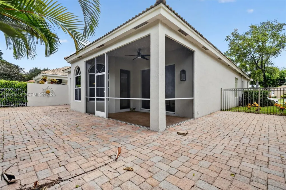 5659 Via De La Plata Cir Delray Beach, FL 33484