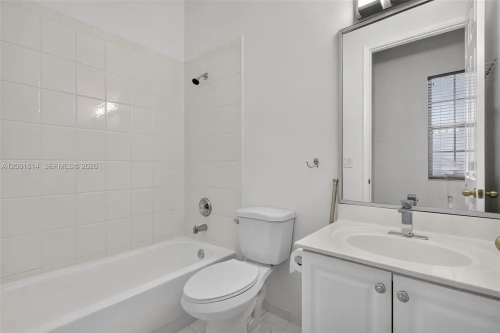 5659 Via De La Plata Cir Delray Beach, FL 33484