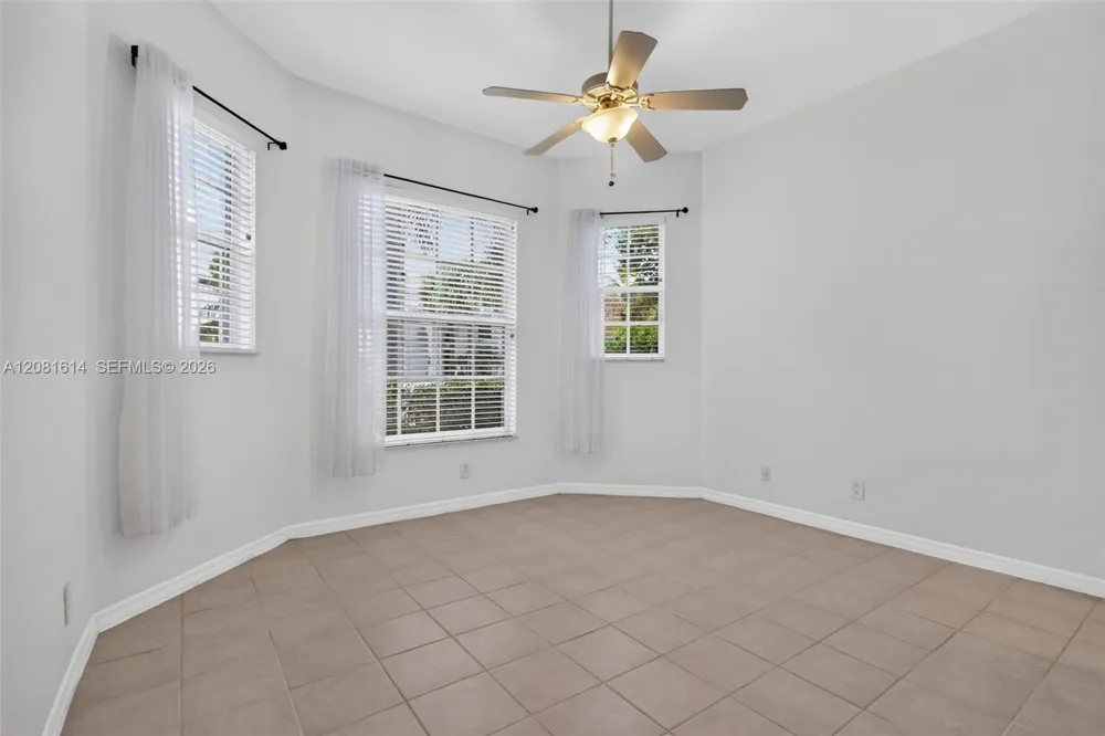 5659 Via De La Plata Cir Delray Beach, FL 33484