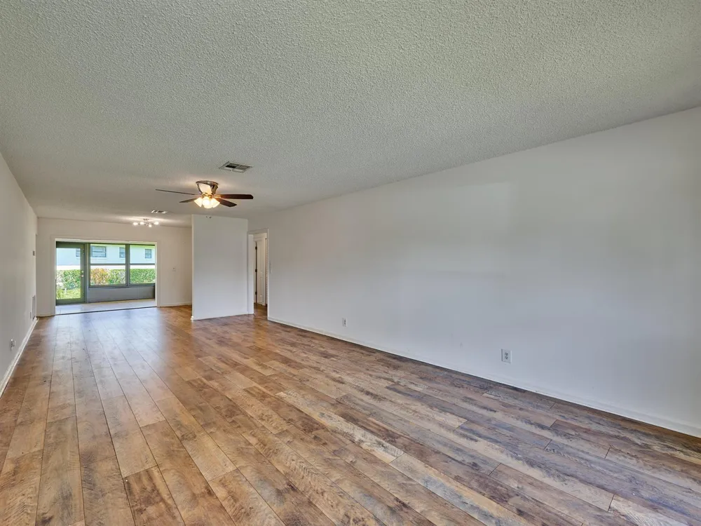 4845 EQUESTRIAN CIRCLE #B Boynton Beach, FL 33436
