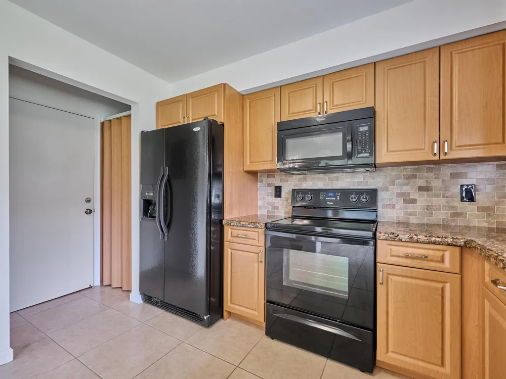 4845 EQUESTRIAN CIRCLE #B Boynton Beach, FL 33436