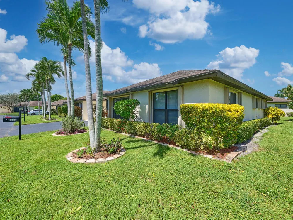 4845 EQUESTRIAN CIRCLE #B Boynton Beach, FL 33436