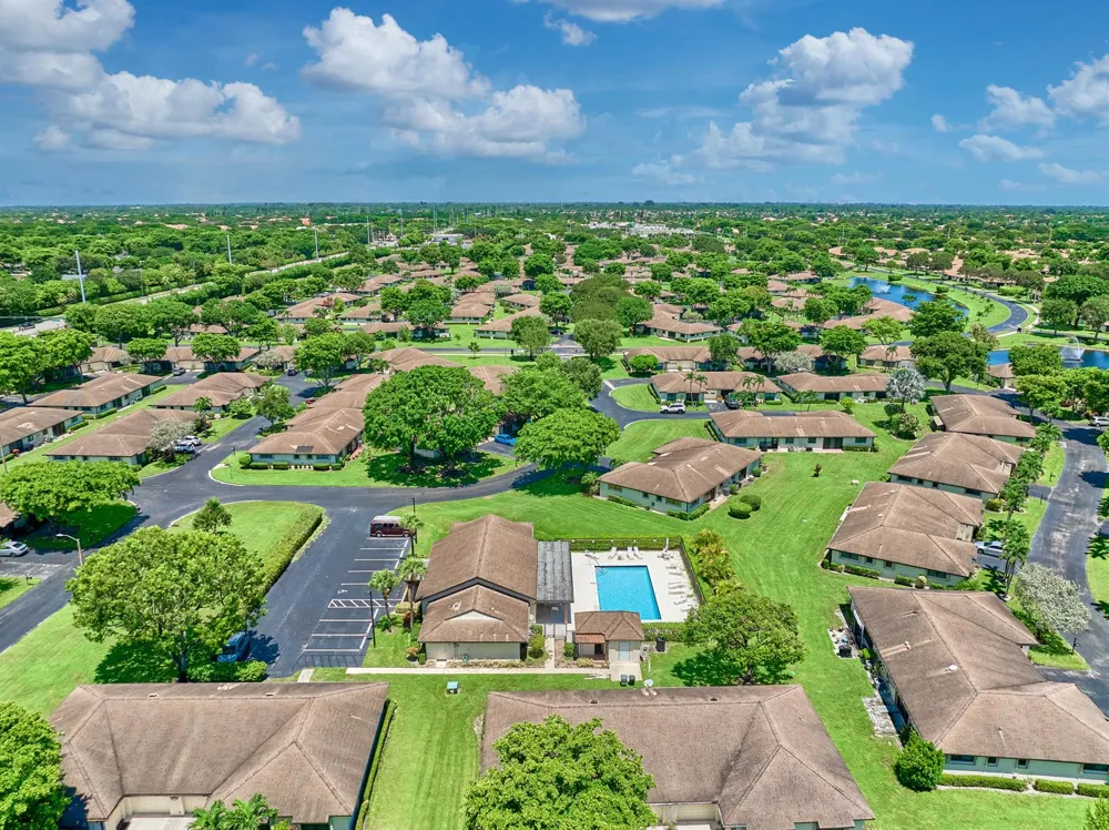4845 EQUESTRIAN CIRCLE #B Boynton Beach, FL 33436
