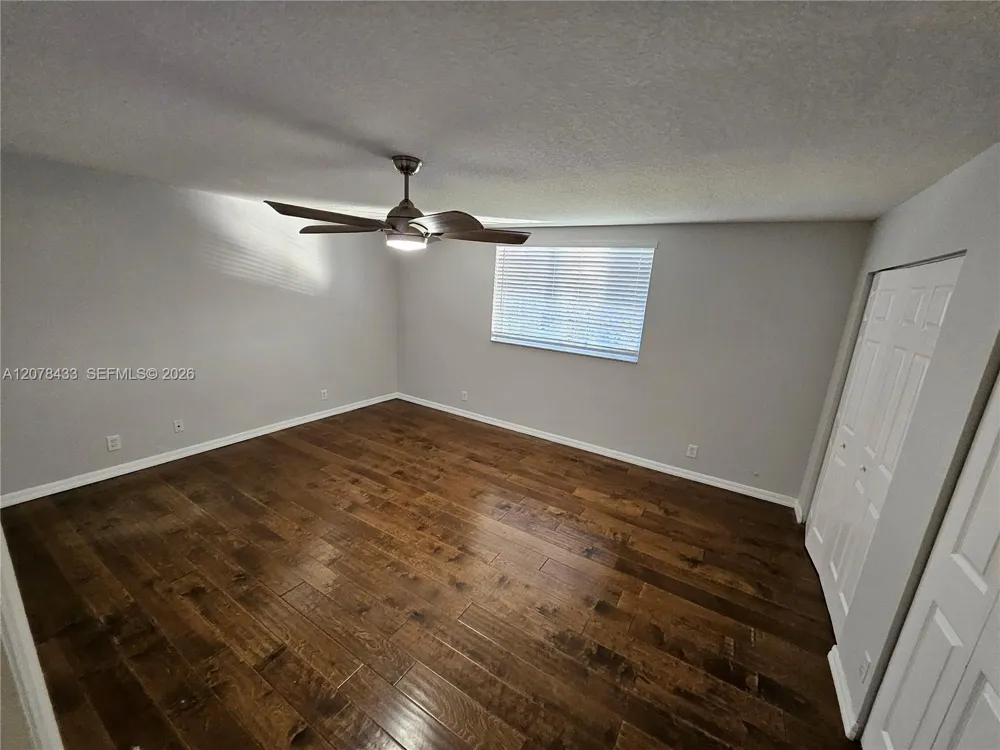 9505 NW 42nd St #9505 Sunrise, FL 33351