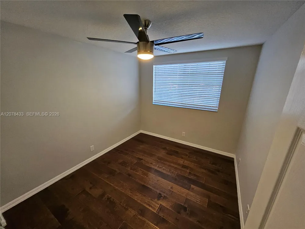 9505 NW 42nd St #9505 Sunrise, FL 33351
