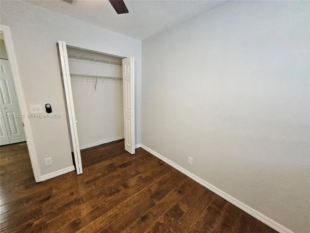 9505 NW 42nd St #9505 Sunrise, FL 33351