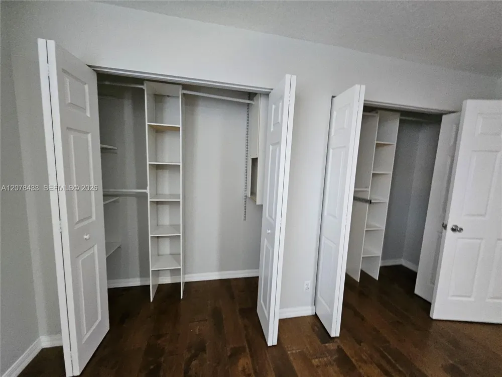 9505 NW 42nd St #9505 Sunrise, FL 33351