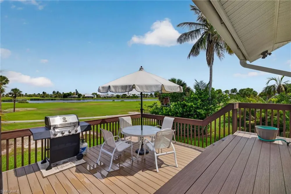 9076 Mockingbird Drive Sanibel, FL 33957