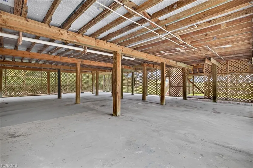 9076 Mockingbird Drive Sanibel, FL 33957