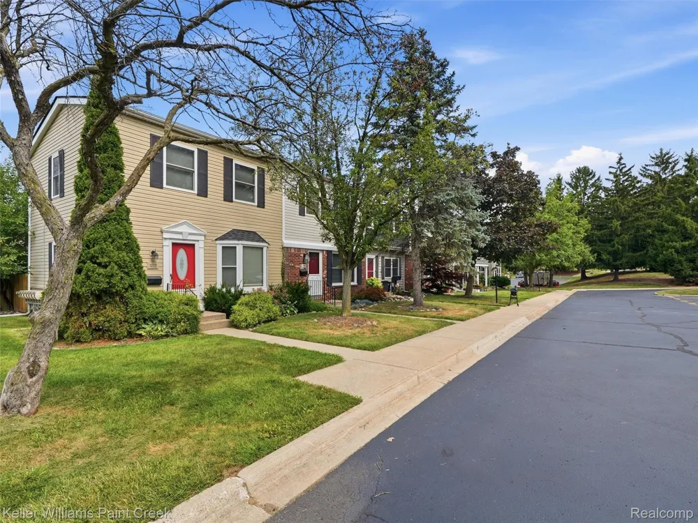 1208 Lear Court Rochester Hills City, MI 48307
