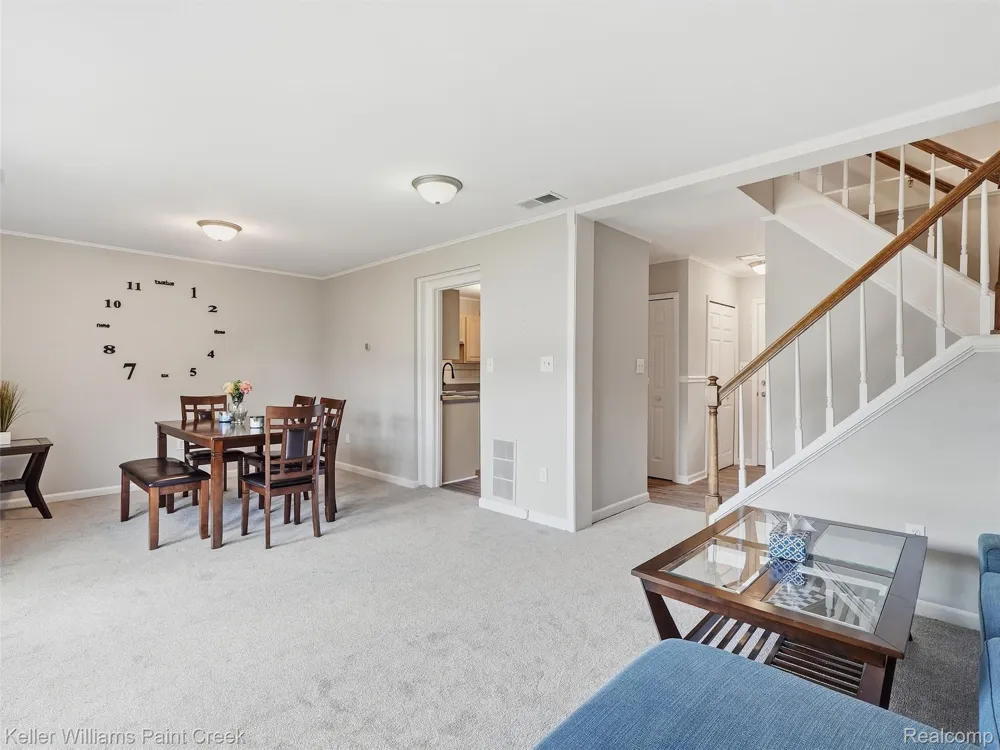 1208 Lear Court Rochester Hills City, MI 48307