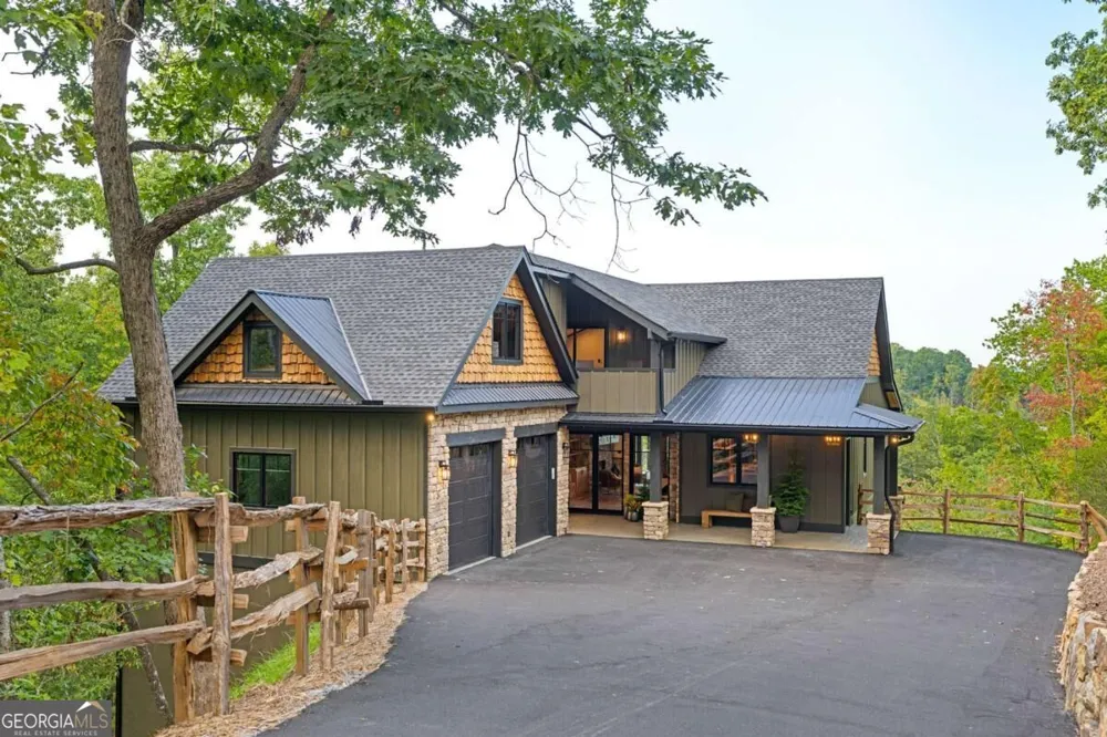 133 Amber RDG Blue Ridge, GA 30513