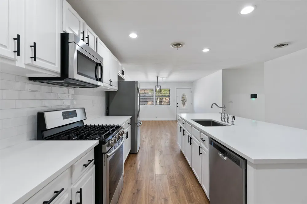 556 E 19th Street Georgetown, TX 78626