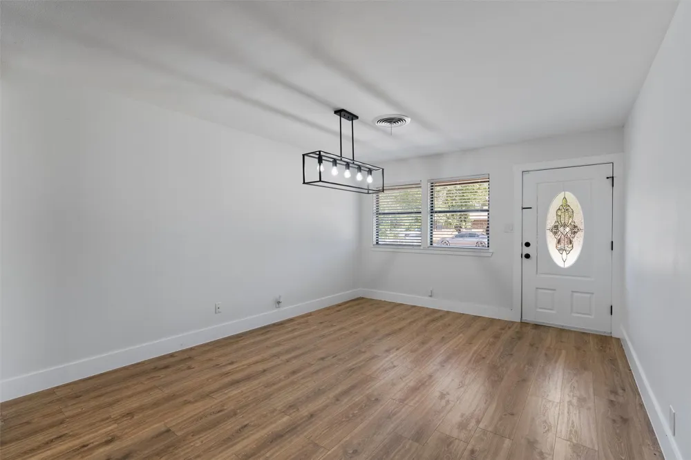 556 E 19th Street Georgetown, TX 78626