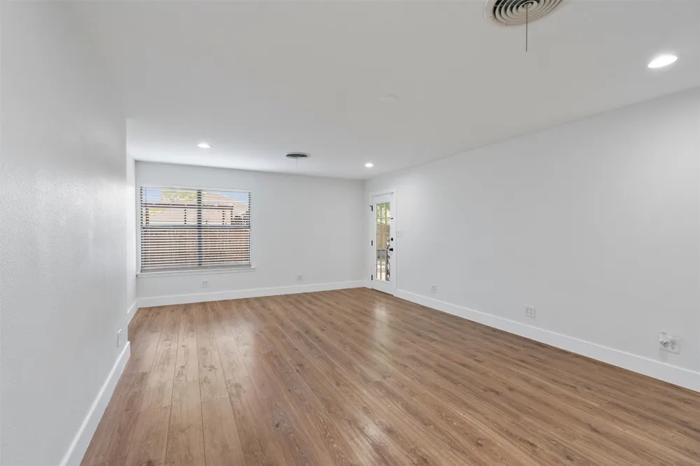 556 E 19th Street Georgetown, TX 78626
