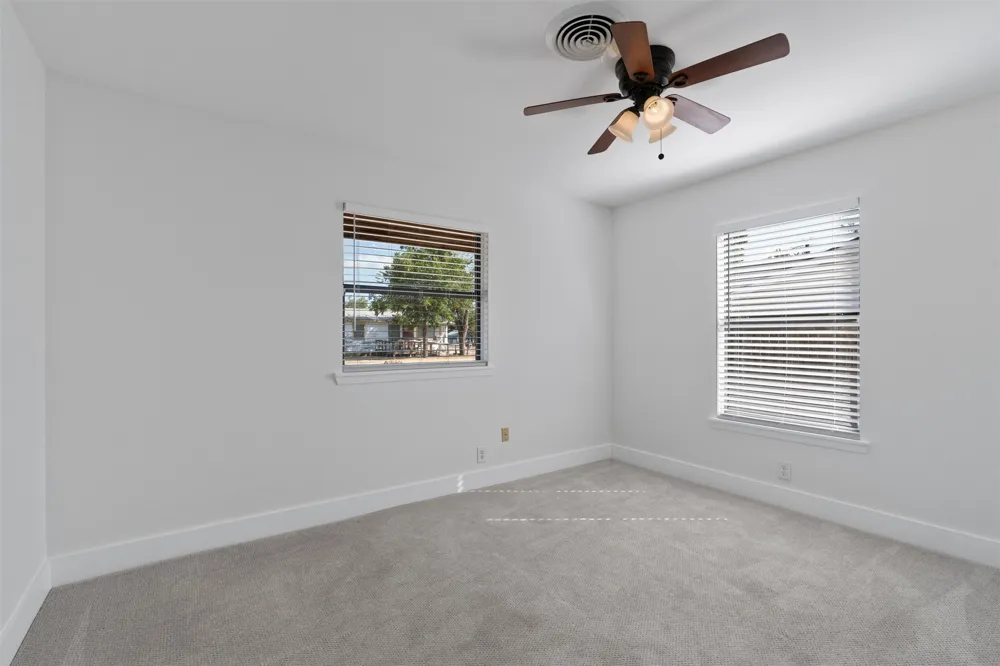556 E 19th Street Georgetown, TX 78626
