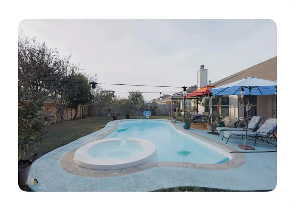 701 Stokesay Castle Path Pflugerville, TX 78660