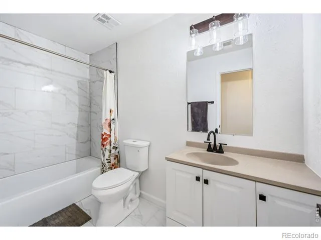 10960 W Florida Avenue #101 Lakewood, CO 80232