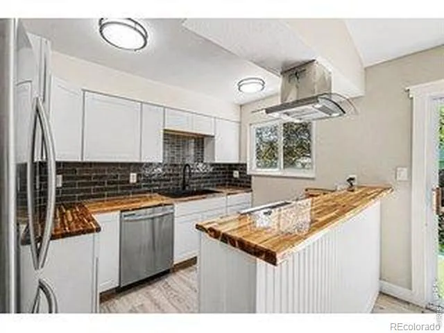 1530 Gloria Court Loveland, CO 80537