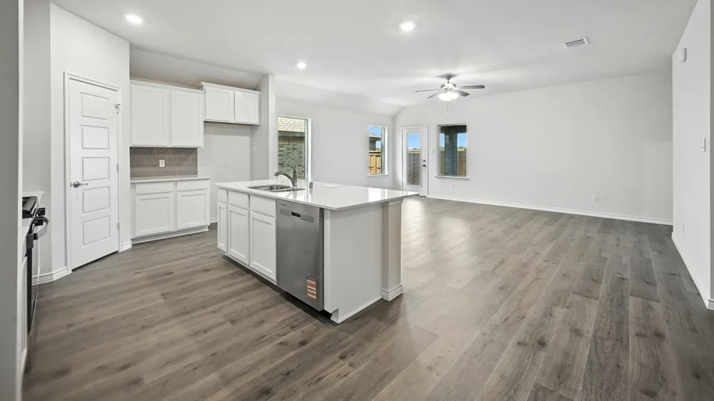 129 Lantern Road Caddo Mills, TX 75135