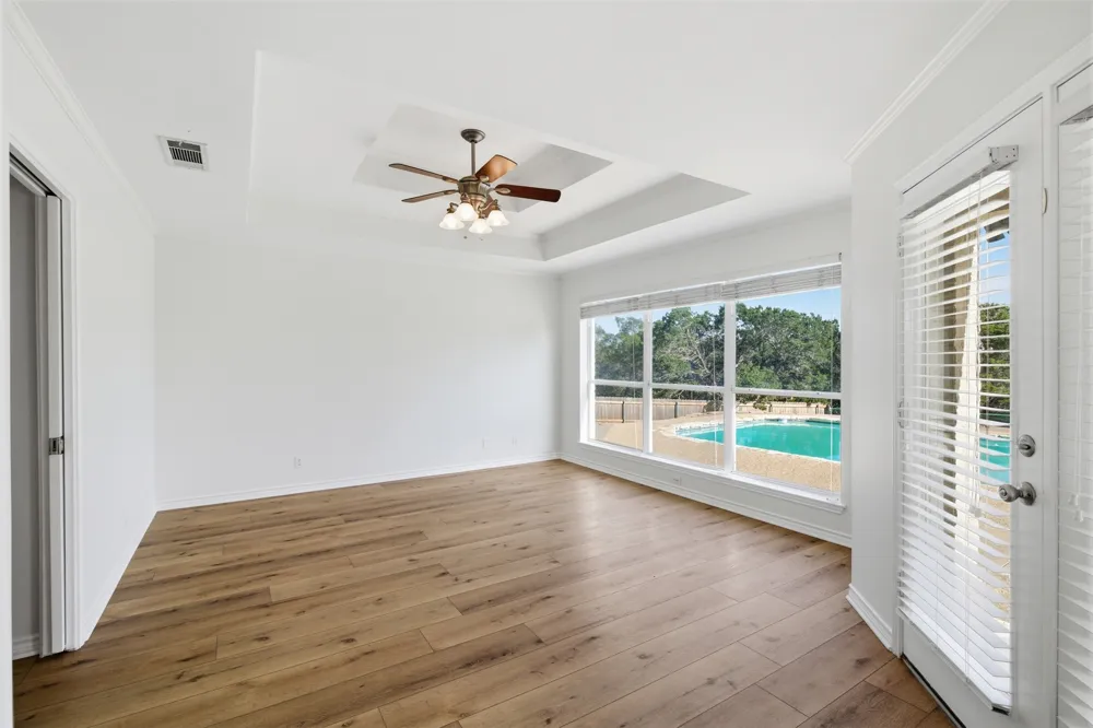 71 Wrangler Drive Morgans Point Resort, TX 76513