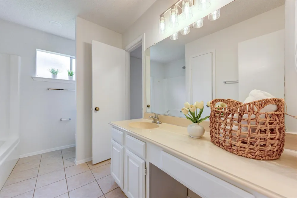 3414 Spring Arbor Lane Sugar Land, TX 77479
