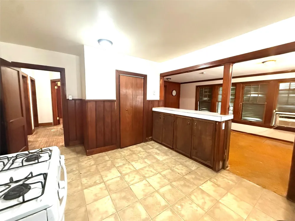 1501 Milam Drive Galveston, TX 77551